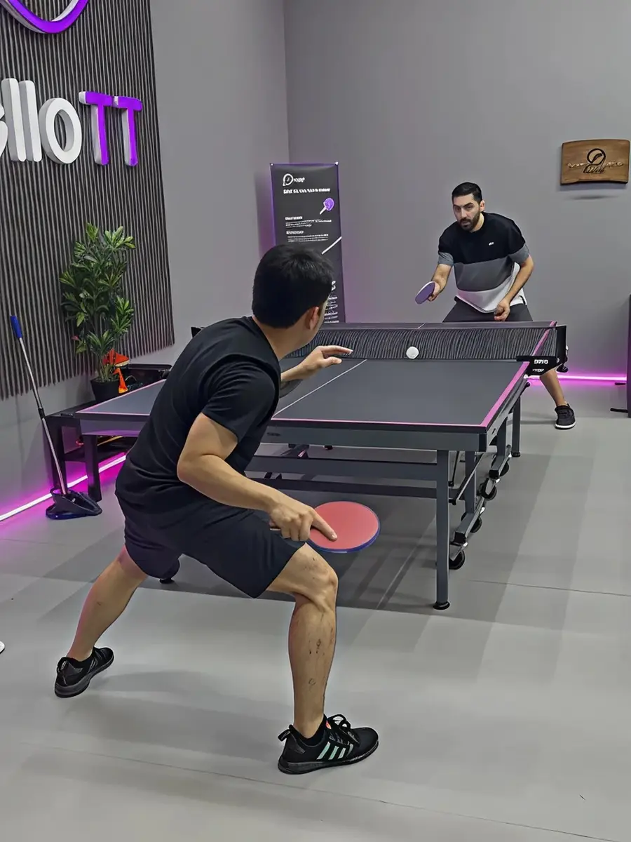 A player returning a ball during private coaching